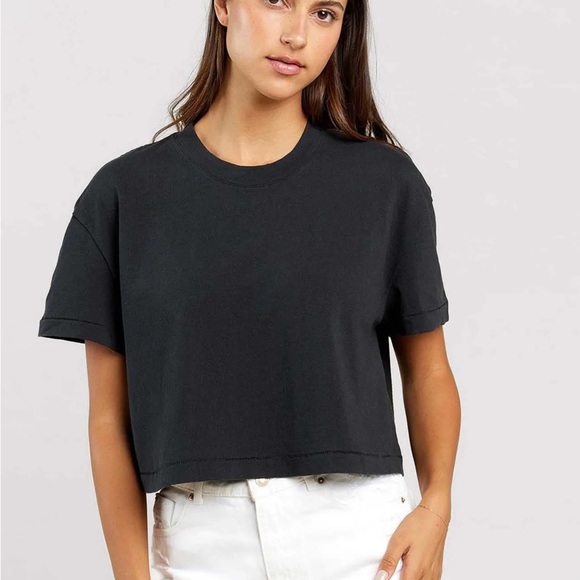 nuuds Tops - Nuuds Cropped Tee
